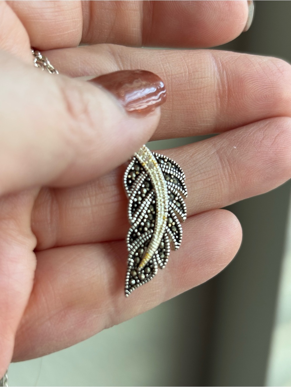 Marcasite and Crystal Feather  Necklace  Silver Plated 18" Cable Chain Lobster
